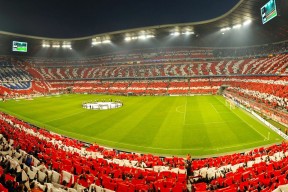 开云体育世界杯-替补奇兵闪耀，加拿大绝杀西班牙挺进2026世界杯四强