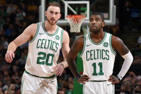 开云官网-当引擎轰鸣遇见绿茵飞驰，孙兴慜如何用防守艺术点亮F1街道赛之夜