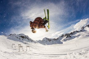 开云体育2026-穆勒的隐形权杖，当节奏大师在美国与荷兰的棋盘上起舞