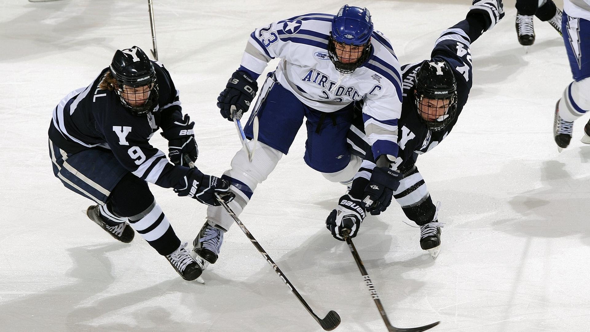 欧冠决赛焦点战，雷恩的镰刀，如何割裂了多特蒙德的黄金麦田？