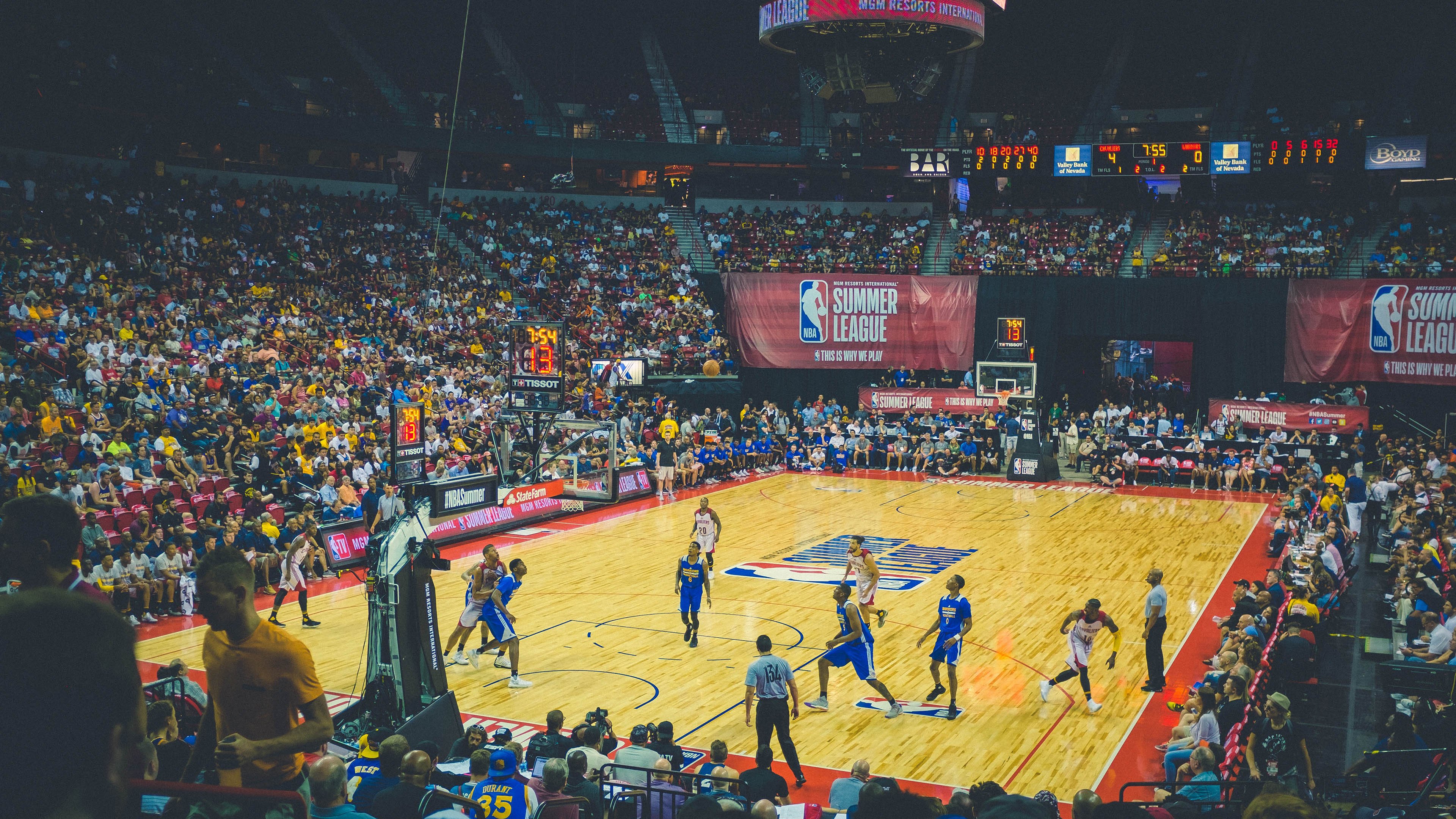 奥亚尔萨瓦尔,从诺坎普到非洲之巅,一个巴斯克人如何成为巴萨压制尼日利亚的关键先生